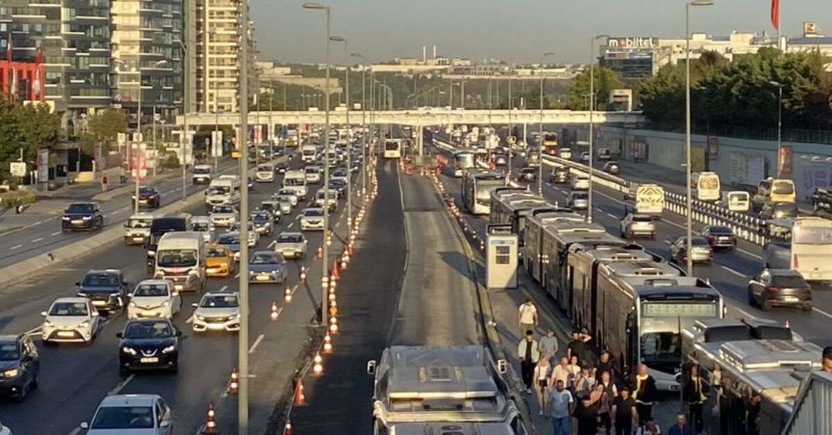 İstanbul’da trafik yoğunluğu arttı!