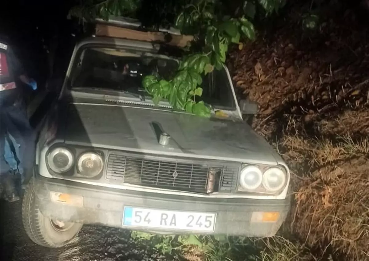 Sakarya’da çalınan otomobil Bursa’da terk edilmiş halde bulundu