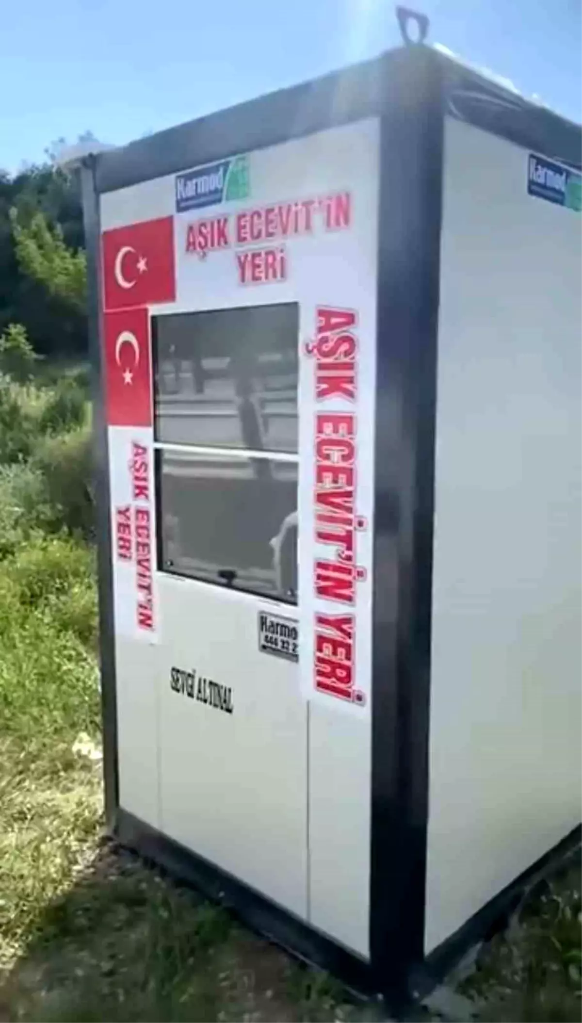 Aşık Ecevit’e Kırgın Kalplere Konteyner Hediye