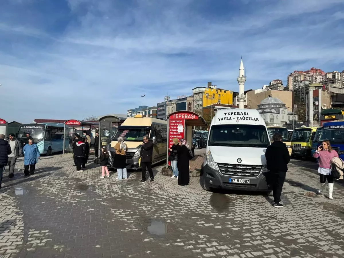 Zonguldak’ta Taksici ve Dolmuşçulardan Zam Tepkisi